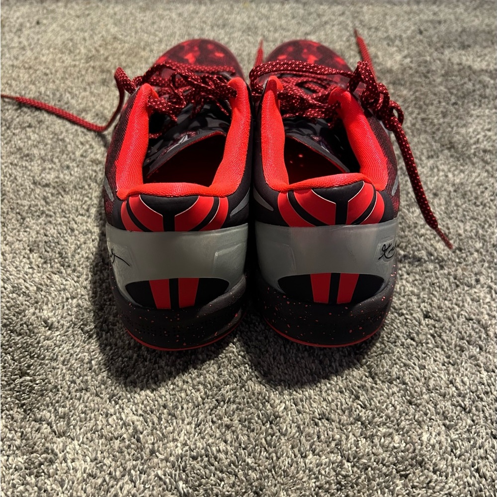 Kobe 8 'Year of the Snake - Port Wine' - Picture 4 of 6